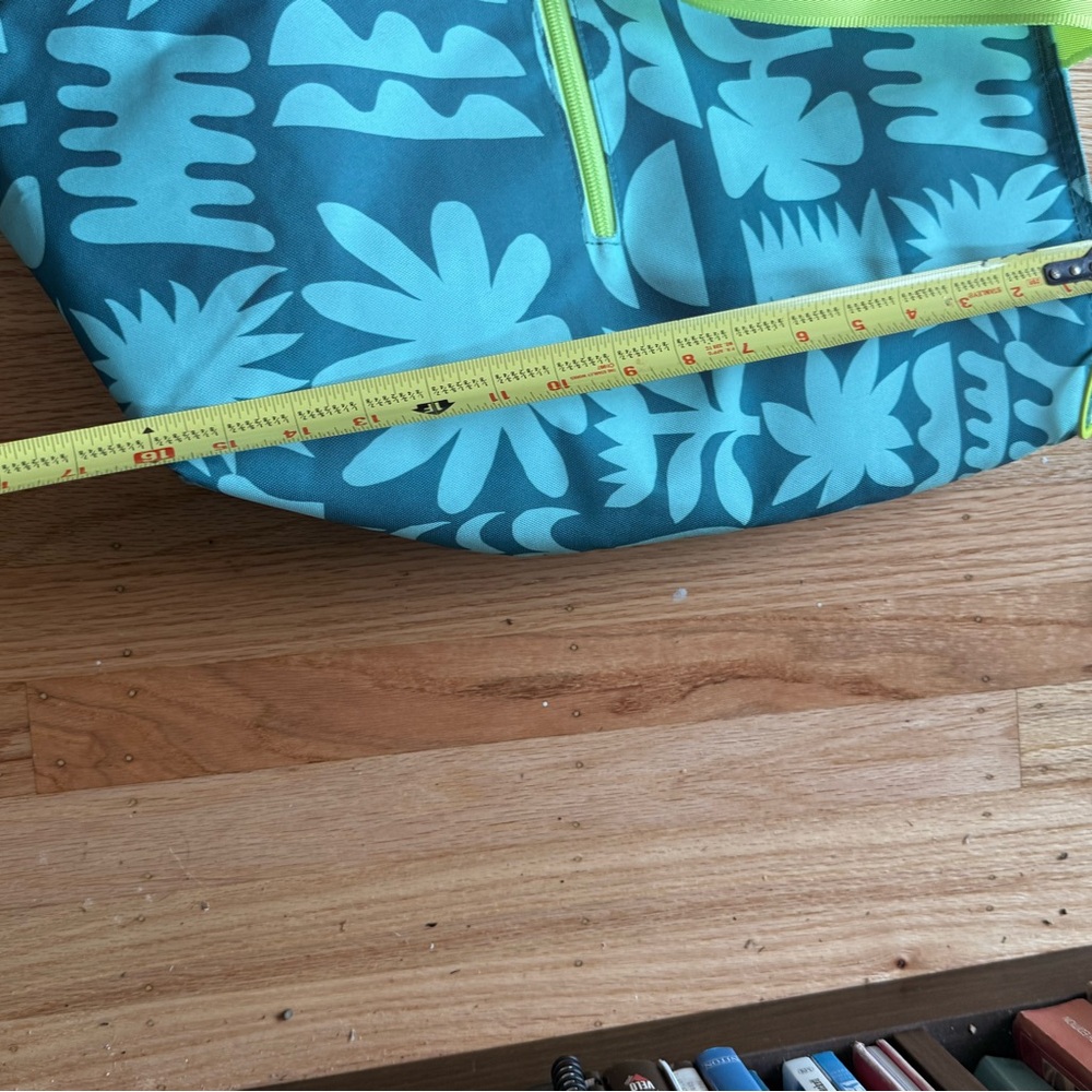 NEW Extra Large (approx 2 feet wide) ALOHA Collection Tote - Picture 5 of 6